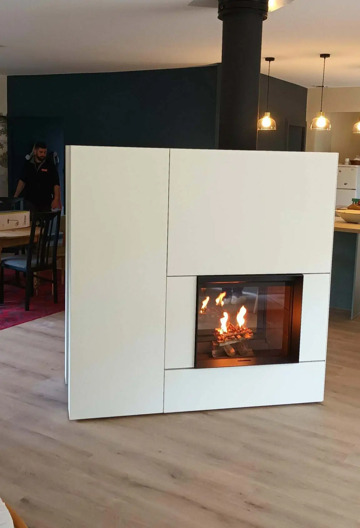 Installation d'une cheminée dans une maison individuelle à Linxe
